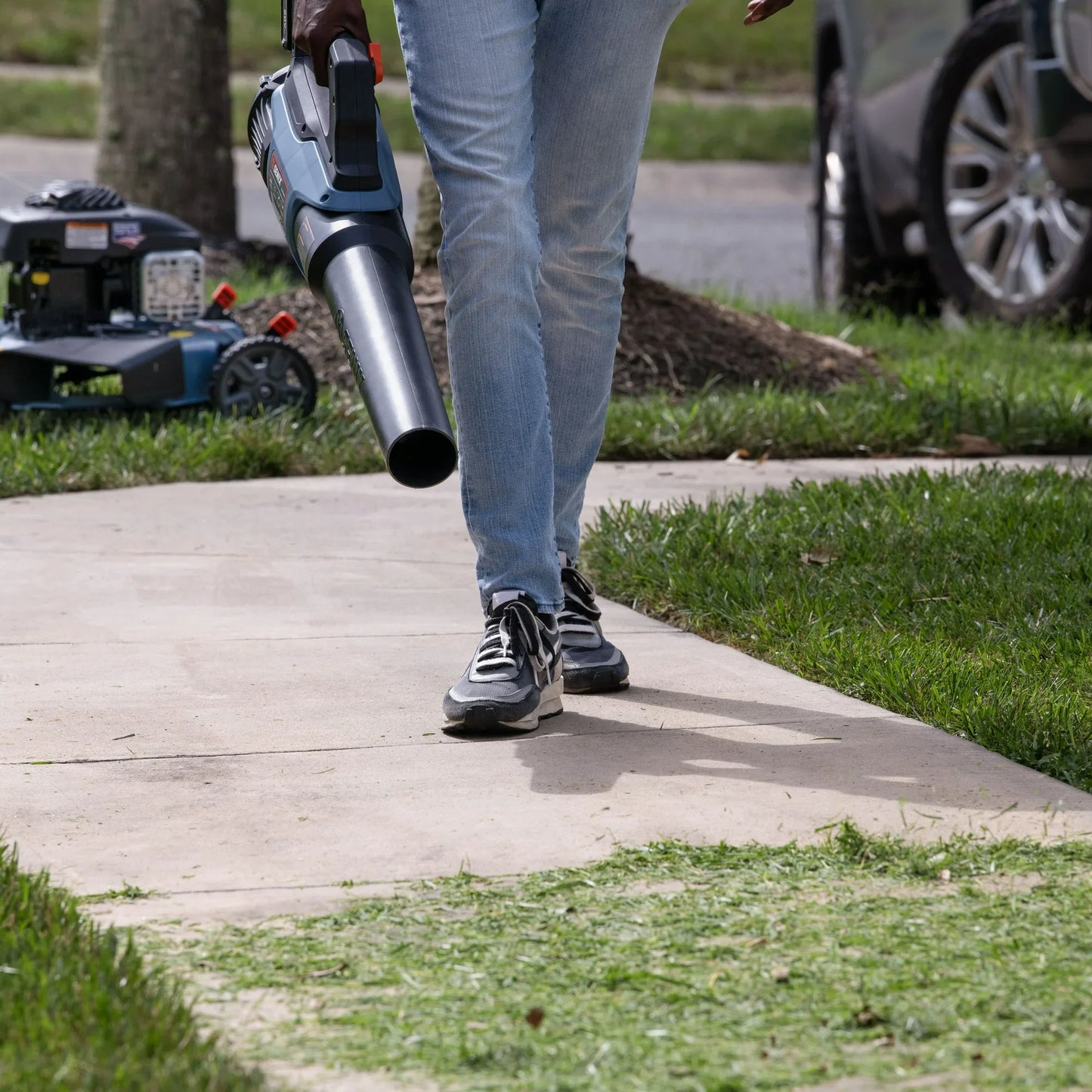 SENIX 20 Volt Max* Cordless Brushless Leaf Blower, Variable Air Speeds Up To 450 CFM 100 MPH, Light Weight, Battery and Charger Included, BLAX2-M3